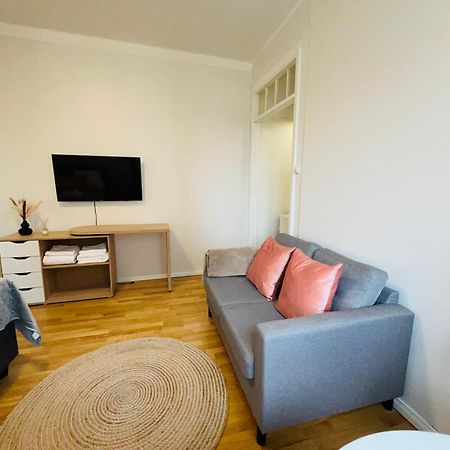 Your Chic Vibrant Airbnb Helsinki Dış mekan fotoğraf